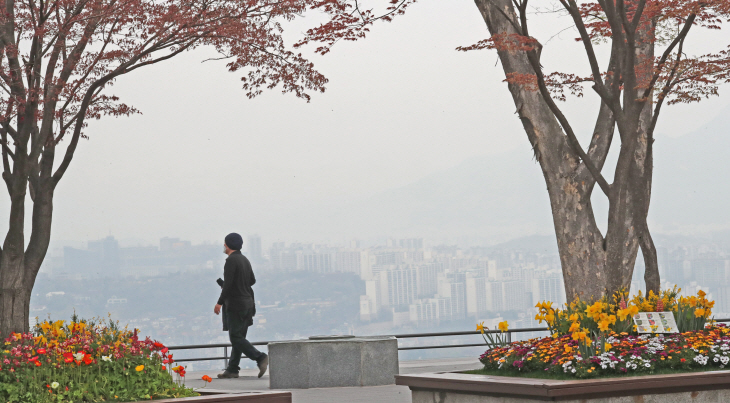 흐린 서울 날씨