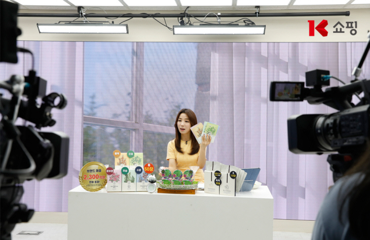 [사진자료 1-1] K쇼핑 TV앱 라이브 론칭