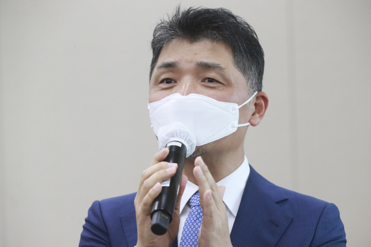 2021102101000807000034672