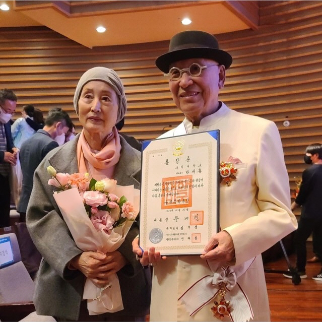 박서보 화백 금관훈장 수훈