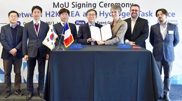 [사진자료] 단체 기념촬영