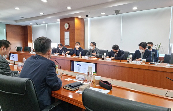 사진2-1. 현대트랜시스(주) 현장 방문