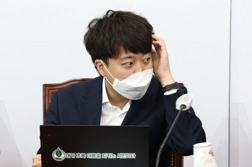 2021111201000562500023541