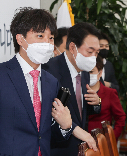 2021113001001240900052161