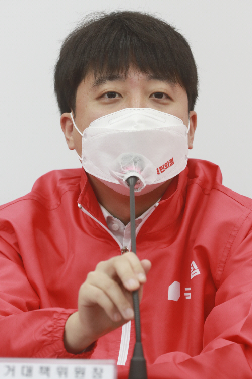 2021120701000253400010111