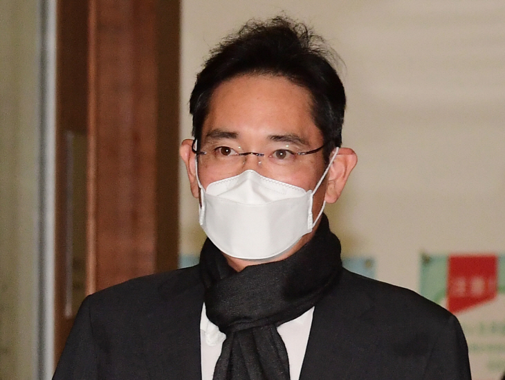 2021120901000378400015411