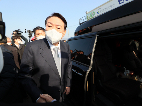 광주 AI 데이터센터 건립 예정지 방문 마친 윤석열