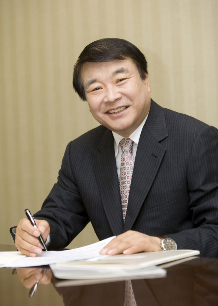 한글과컴퓨터그룹 김상철 회장