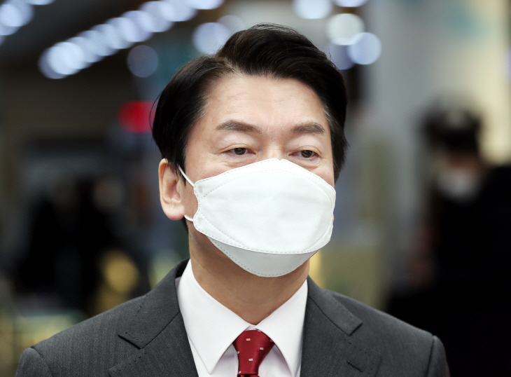 2022010201000018400000183