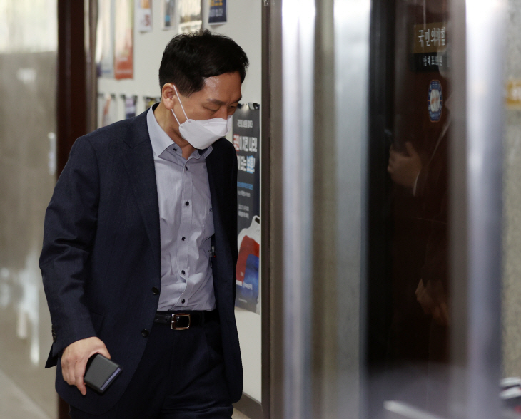 2022010301000076400002971