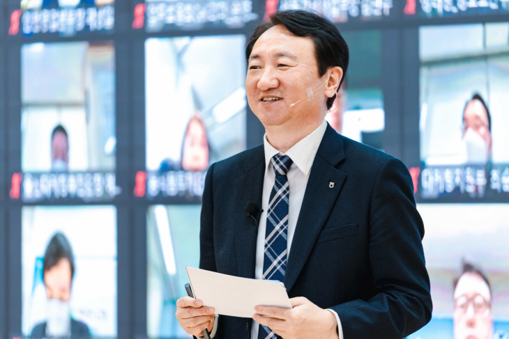 권준학 농협은행장