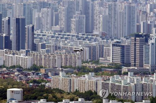 경기 광주시 남한산성에서 바라본 서울 강남권 아파트 단지