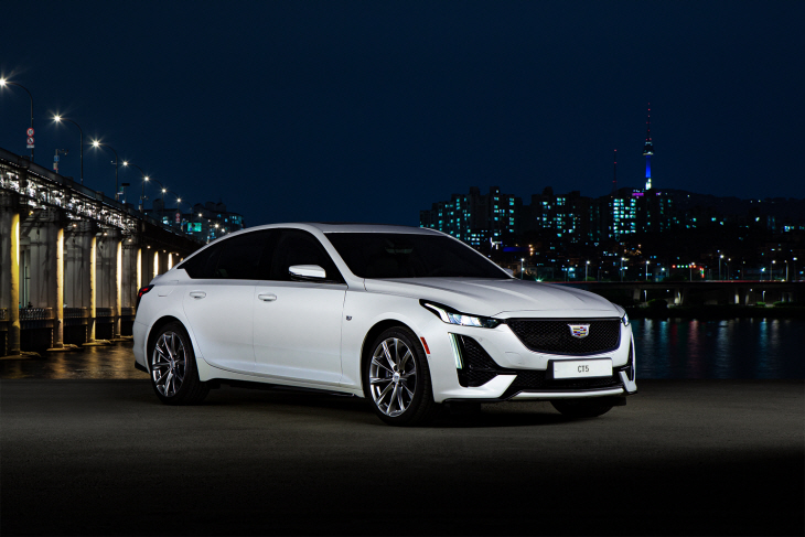 Cadillac_CT5_6