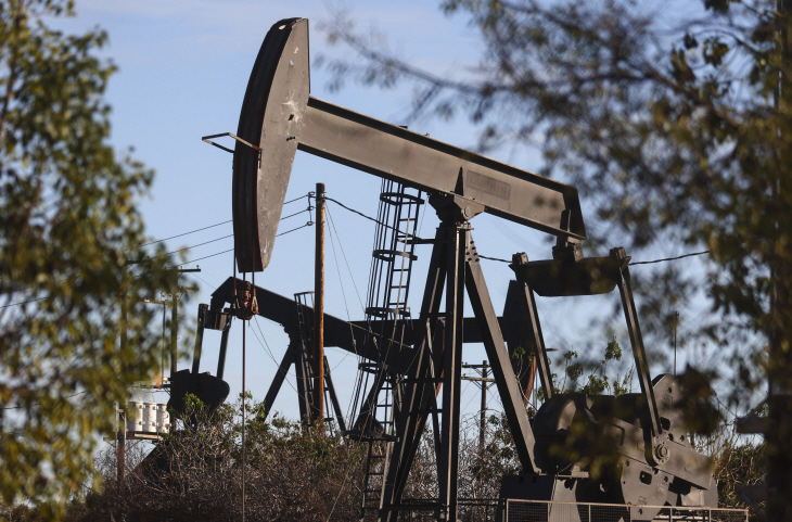 US-LOS-ANGELES-TO-BAN-ALL-OIL-DRILLING-IN-CITY-LIMITS