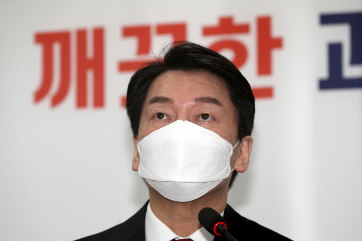 2022021001000369000015501