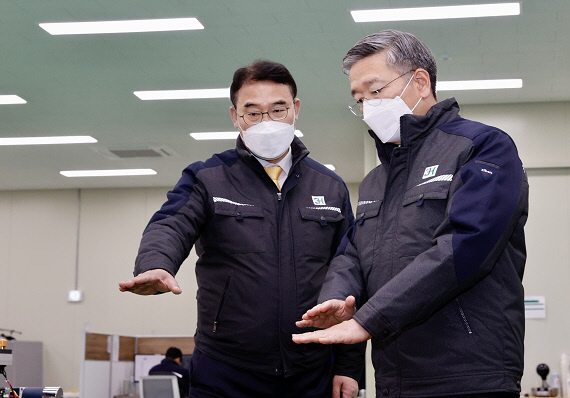 2022021701000657400027651