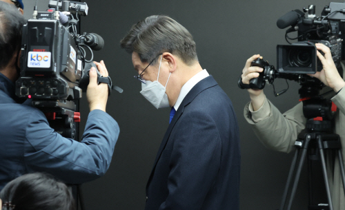 2022031001000379400015851