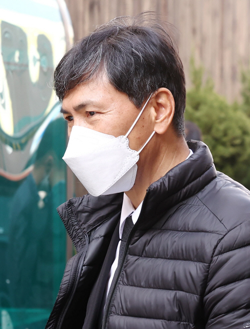 2022031201000456800019531