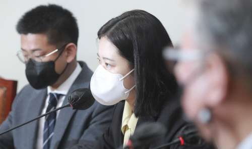 2022033001001218600051571