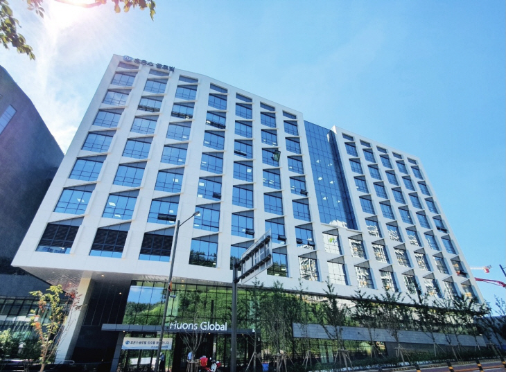 휴온스글로벌 판교 신사옥 전경