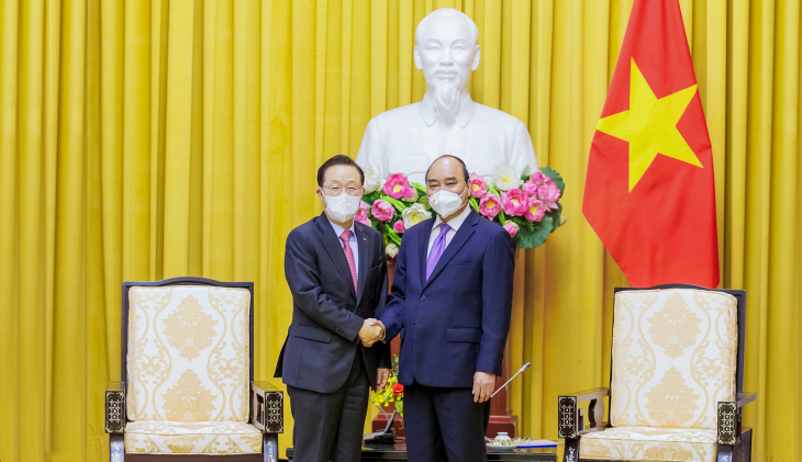 2022041501000621100025561