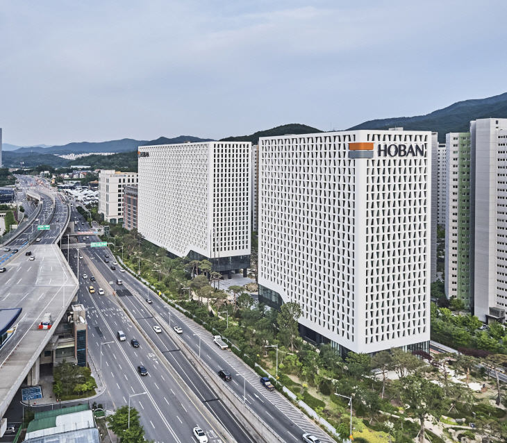 2. 호반건설 사옥 전경