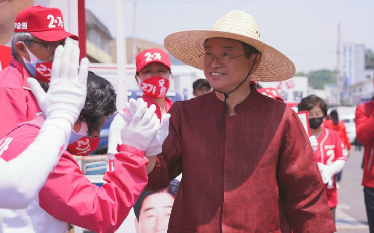 국민의힘 소속 기호 2번 이철우 경북도지사 후보 유세 장면