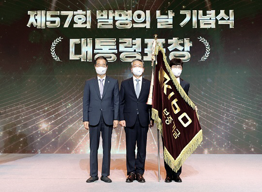 2022061501000494200020521