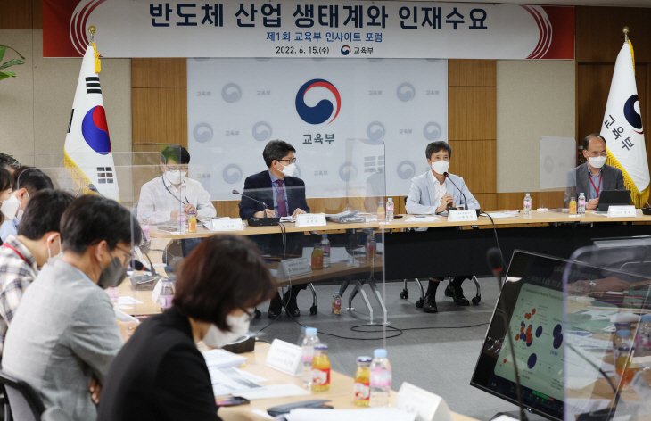 2022061501000522200021541