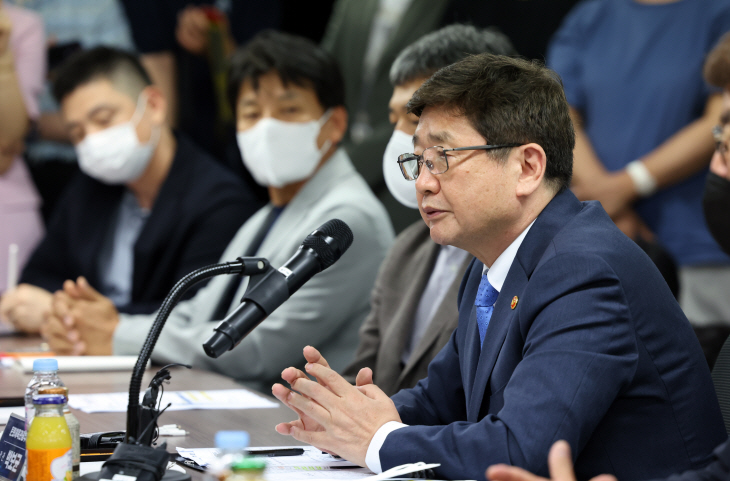 박보균 장관, 게임업계 관계자들과 간담회<YONHAP NO-3932>