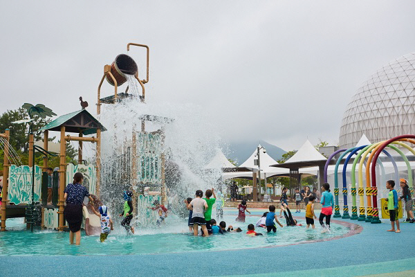 “올 여름휴가 ‘국립부산과학관’이 어때?”