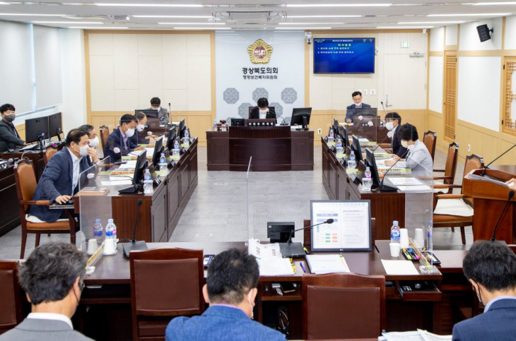 행정보건복지위원회 회의