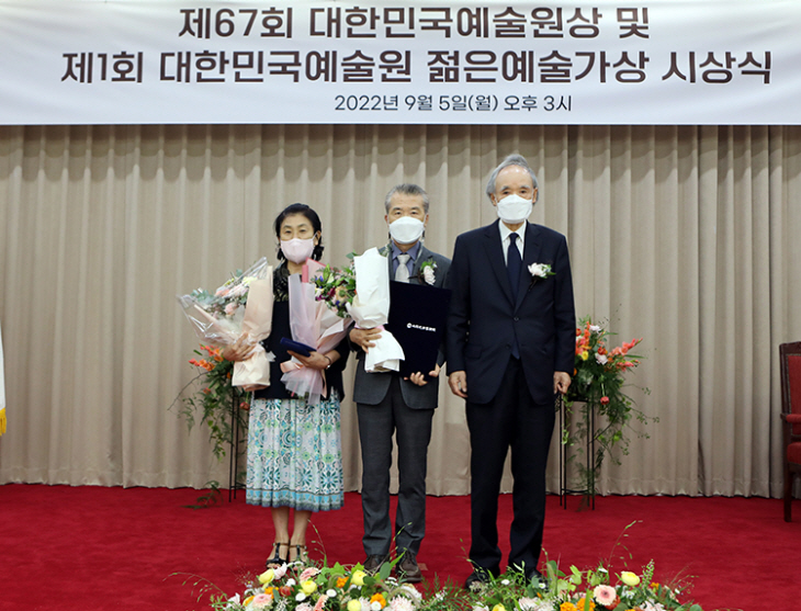 경희사이버대 미디어문예창작학과 김기택 교수
