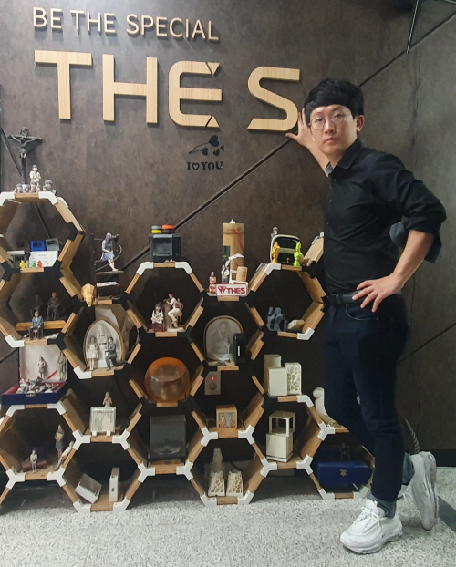 ‘청소년 미래 중요’ 더에스 이민구 대표, 김보성의 청소년영상체험학교 후원 - 뉴스 썸네일 이미지