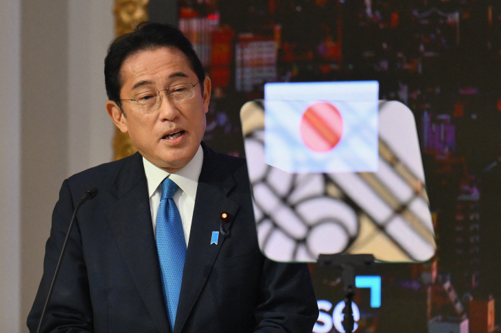 US-JAPAN-DIPLOMACY-ECONOMY-NYSE