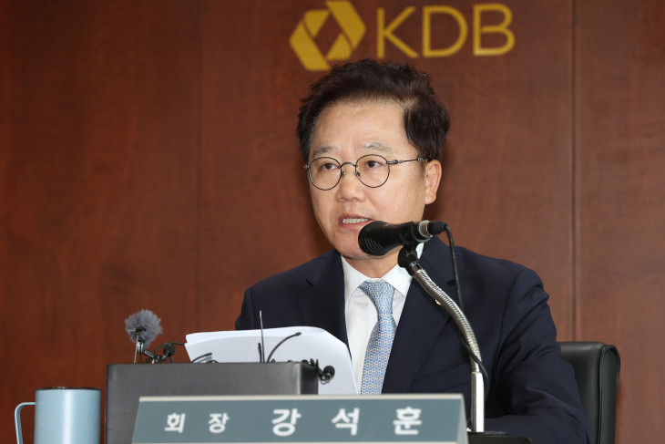 강석훈.jpeg