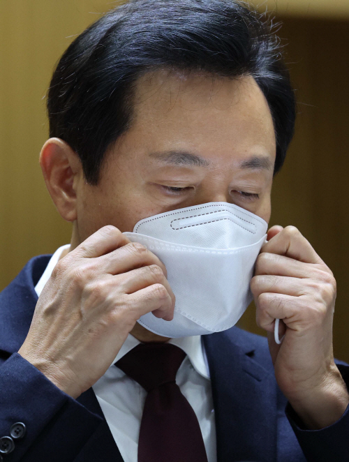 2022101201000359100016381