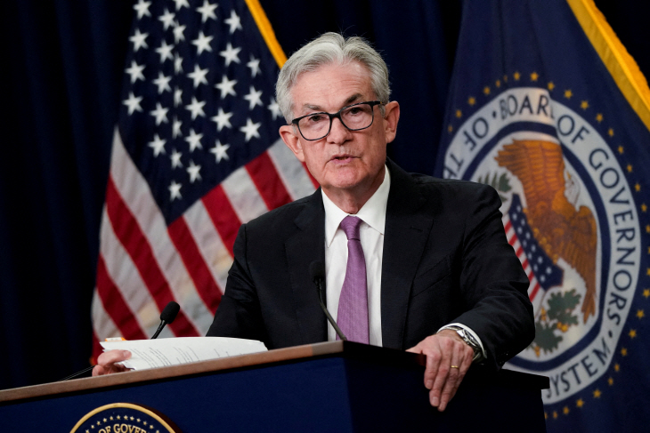 USA-FED/OUTLOOK