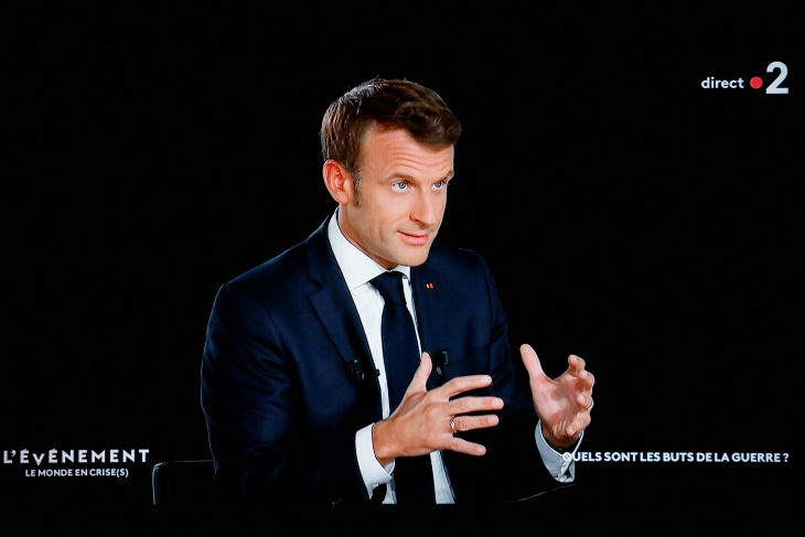 FRANCE-POLITICS-MEDIA