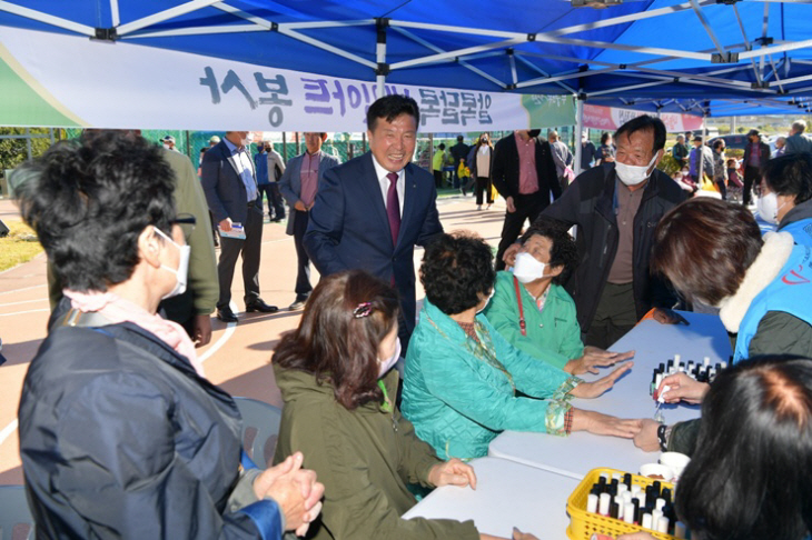 7.한마음 이동 전문 봉사의 날 모습1 (1)