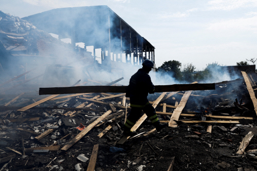 UKRAINE-CRISIS/RECONSTRUCTION