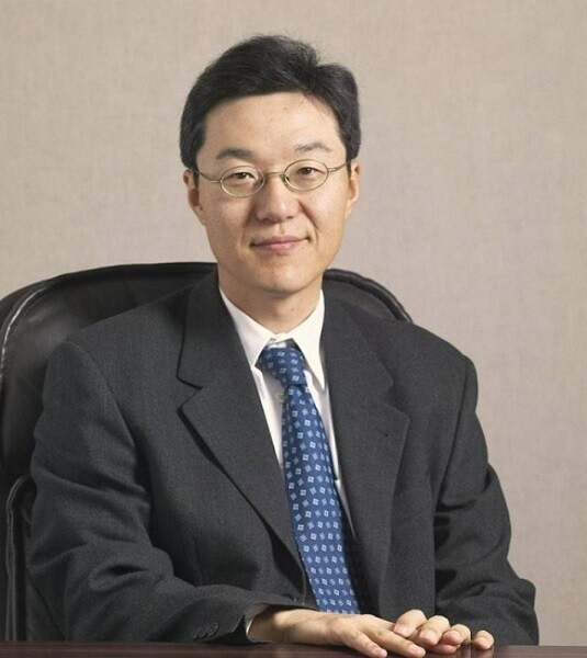 신동익 메가마트 부회장