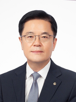 이경근