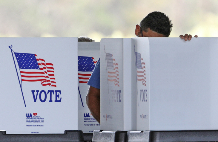 TOPSHOT-US-VOTE-ELECTION