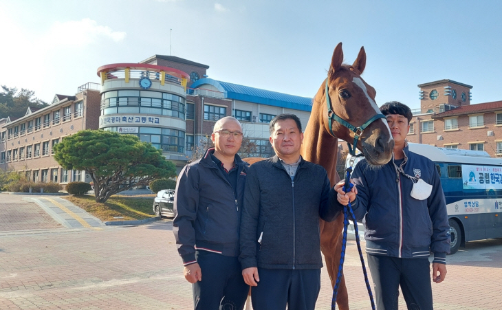 박준호 한국경마축산고등학교 교장