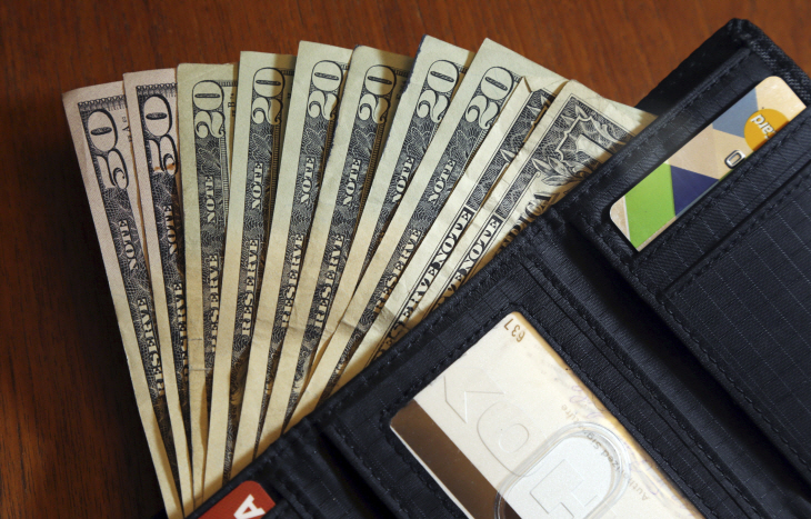 Defining a Recession Explainer <YONHAP NO-0599> (AP)
