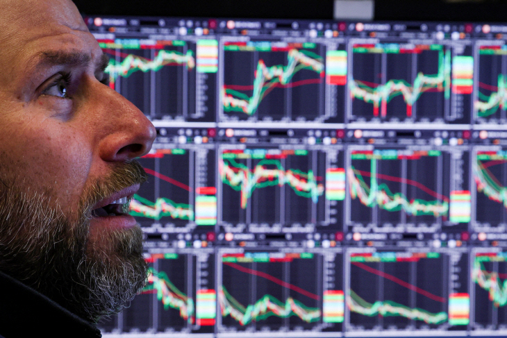 USA-STOCKS/ <YONHAP NO-1114> (REUTERS)