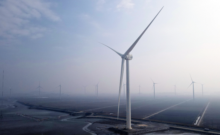 사진1. 8MW 해상풍력발전기
