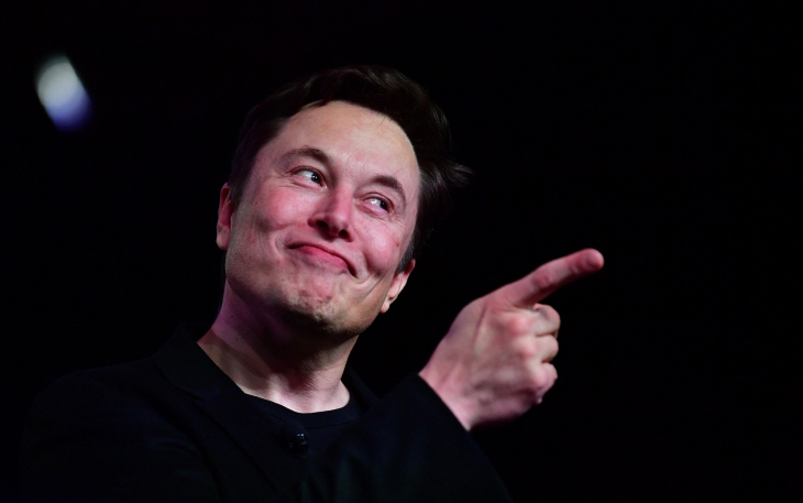 FILES-US-INTERNET-TWITTER-MUSK-OWNERSHIP