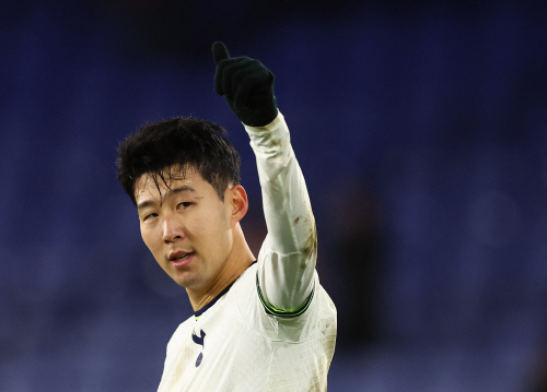 SOCCER-ENGLAND-CRY-TOT/REPORT